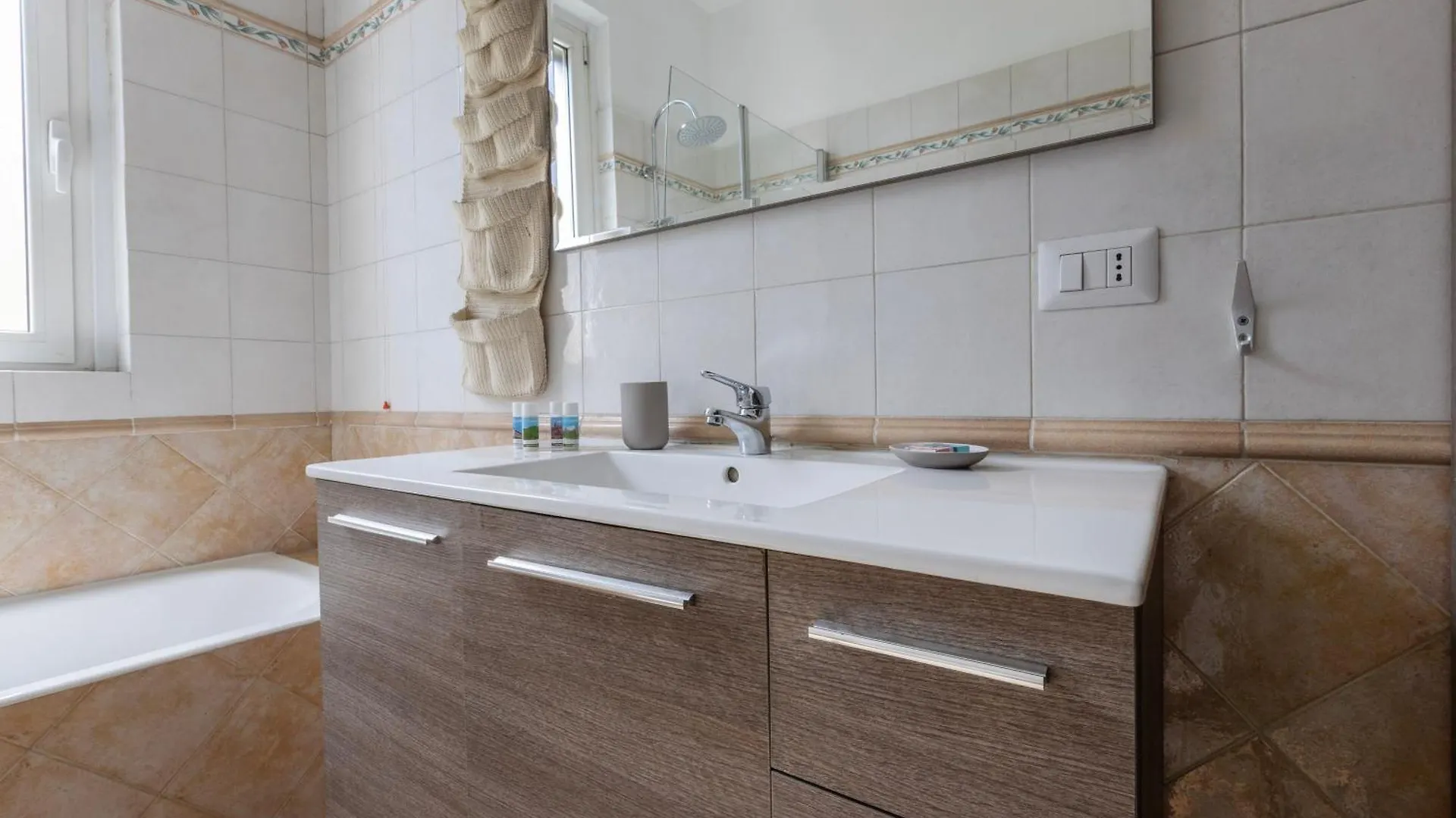 Italianway - Sismondi 74 Apartman Milánó
